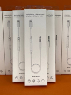 AUX IPHONE